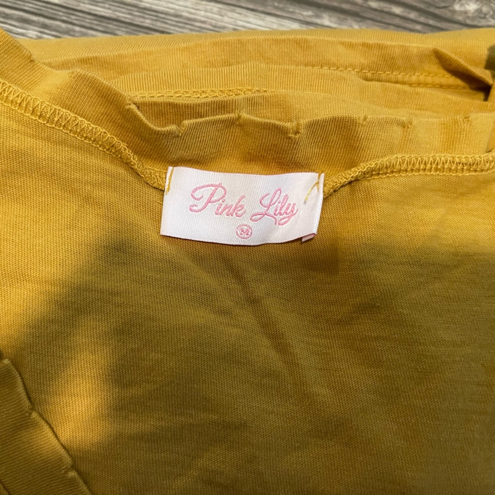 Women’s shirts